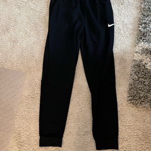 black Nike dri-fit sweatpants